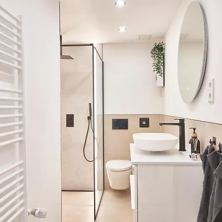 Cozy Balcony In Essen-kupferdreh *