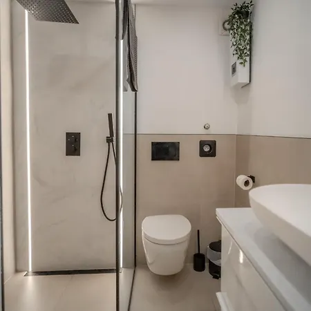 Cozy Balcony In Essen-kupferdreh *