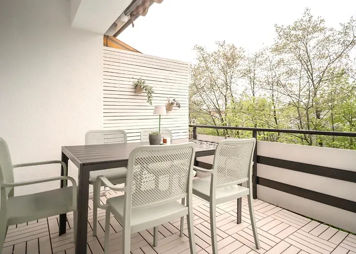 Cozy Balcony In Essen-kupferdreh Appartement *